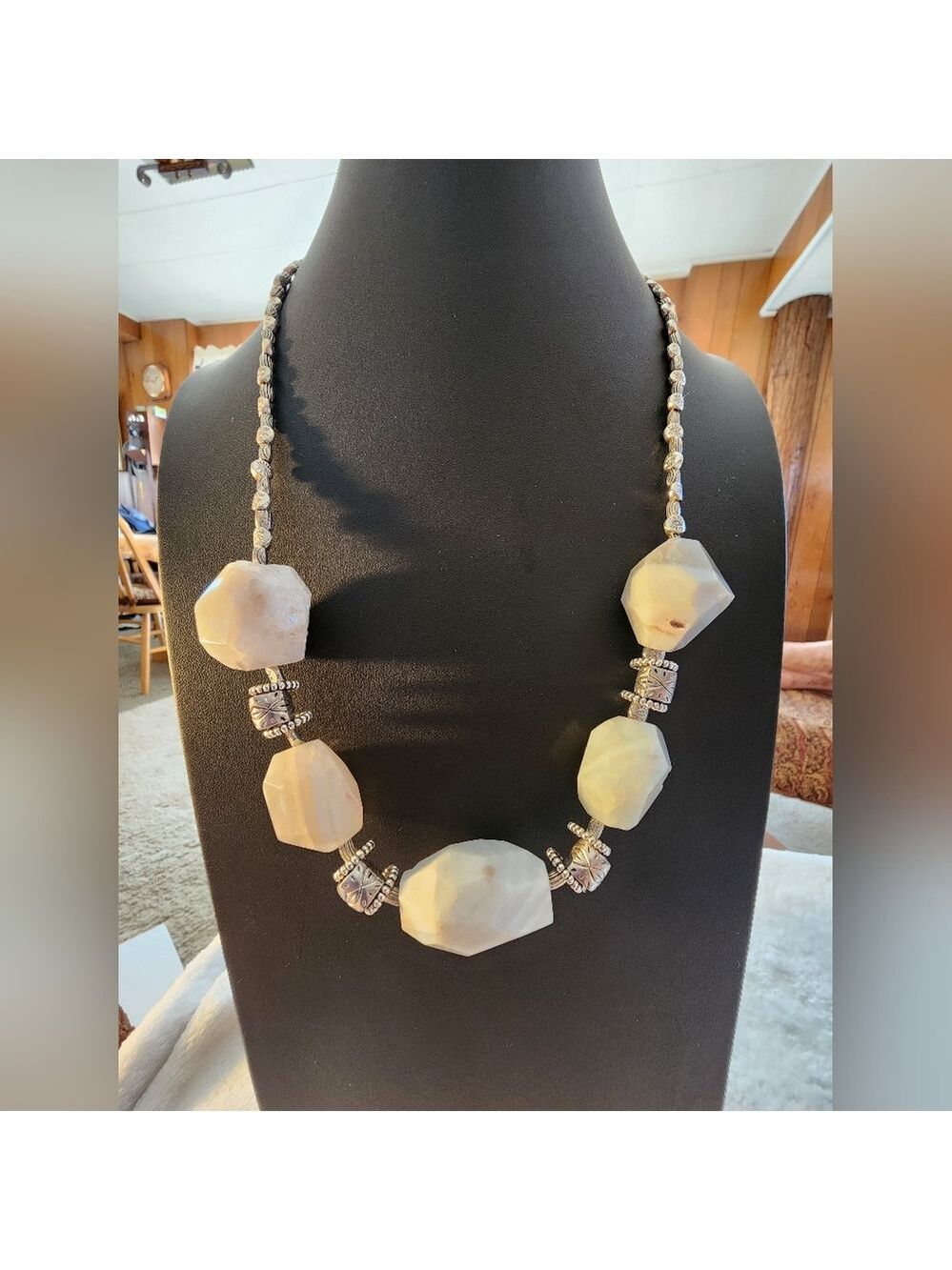STUNNING Faceted White Agate & Silver-Tone Beaded Statement Necklace